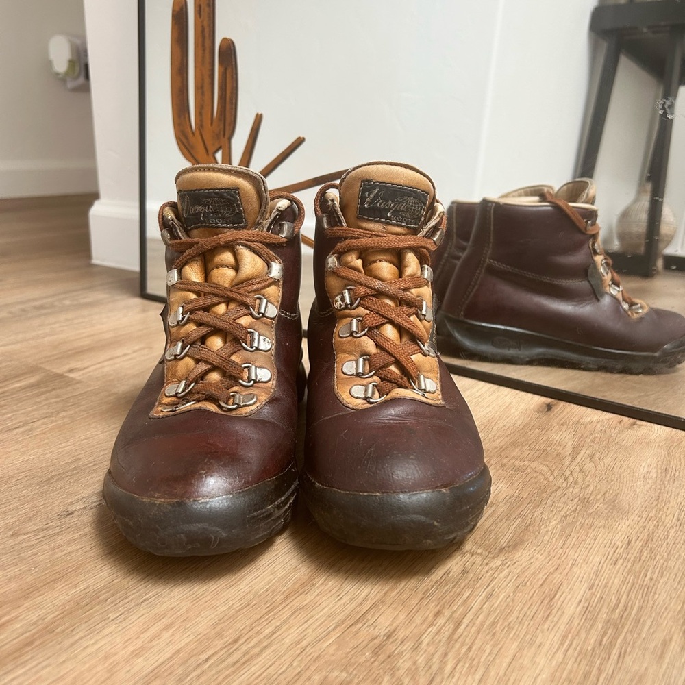Vasque Vintage Skywalk 7536 Gore-Tex Italian Leather Hiking Boots Size 6